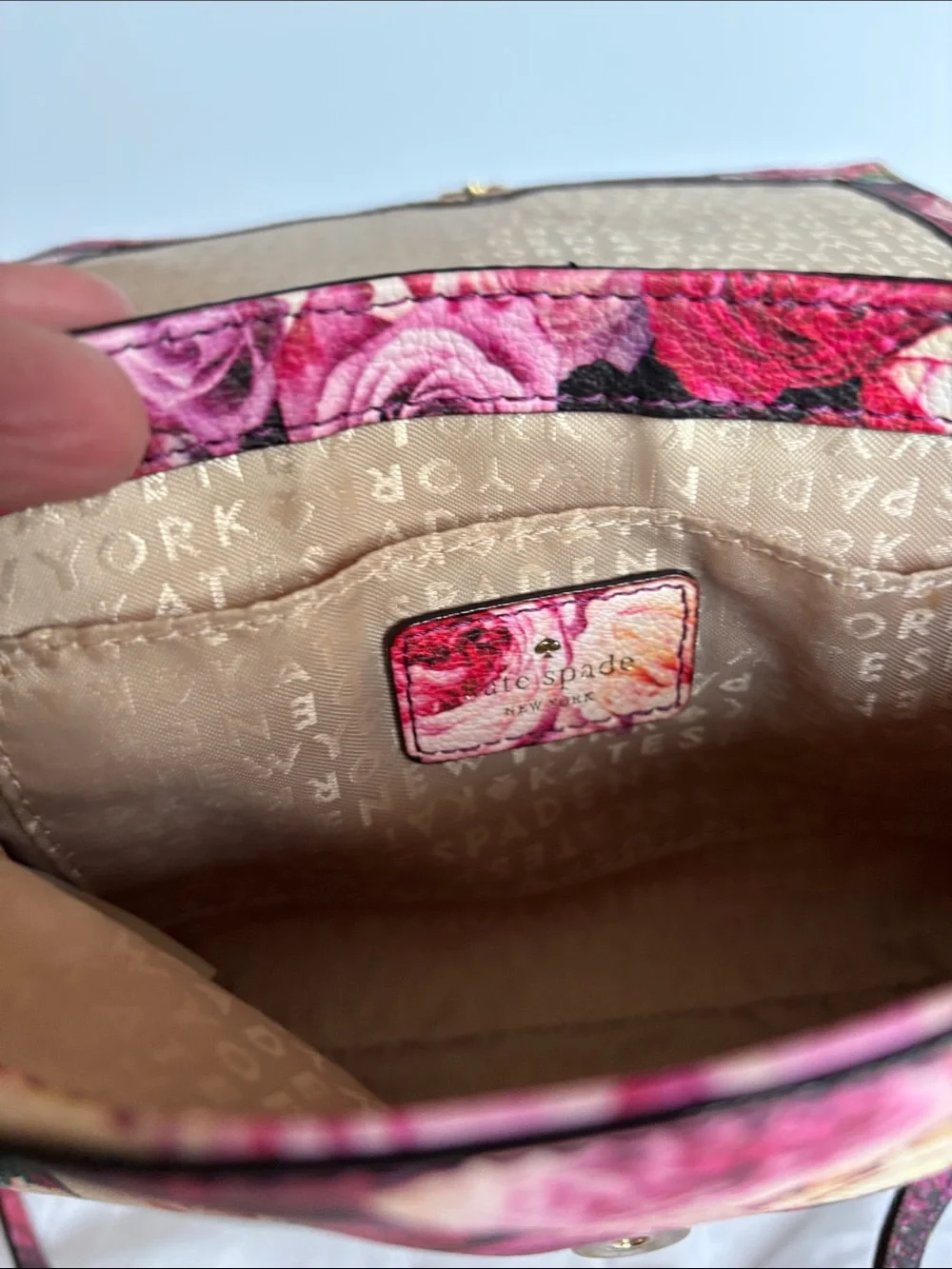 kate spade floral multicolor leather wristlet clutch - pink & green roses - Picture 13 of 17